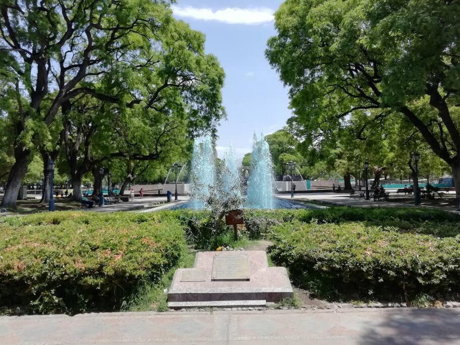 Petit Rivadavia En El Corazon De Mendoza Lägenhet Exteriör bild