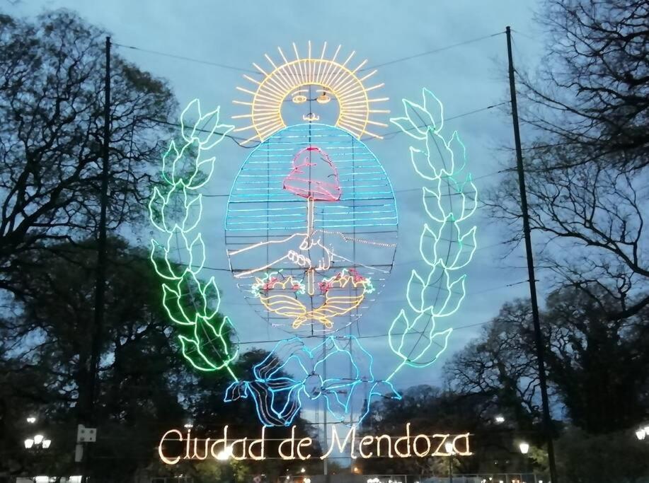 Petit Rivadavia En El Corazon De Mendoza Lägenhet Exteriör bild